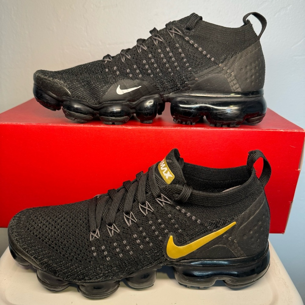 Nike Air VaporMax 2 Women’s SZ 7.5 Black/Gold